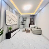 NHÀ ĐẸP Ở LUÔN TRẦN QUỐC VƯỢNG  - THOÁNG TRƯỚC SAU - NGÕ 3 GÁC PHÓNG - GẦN PHỐ - NỘI THẤT XỊN - TẶNG FULL NỘI THẤT.